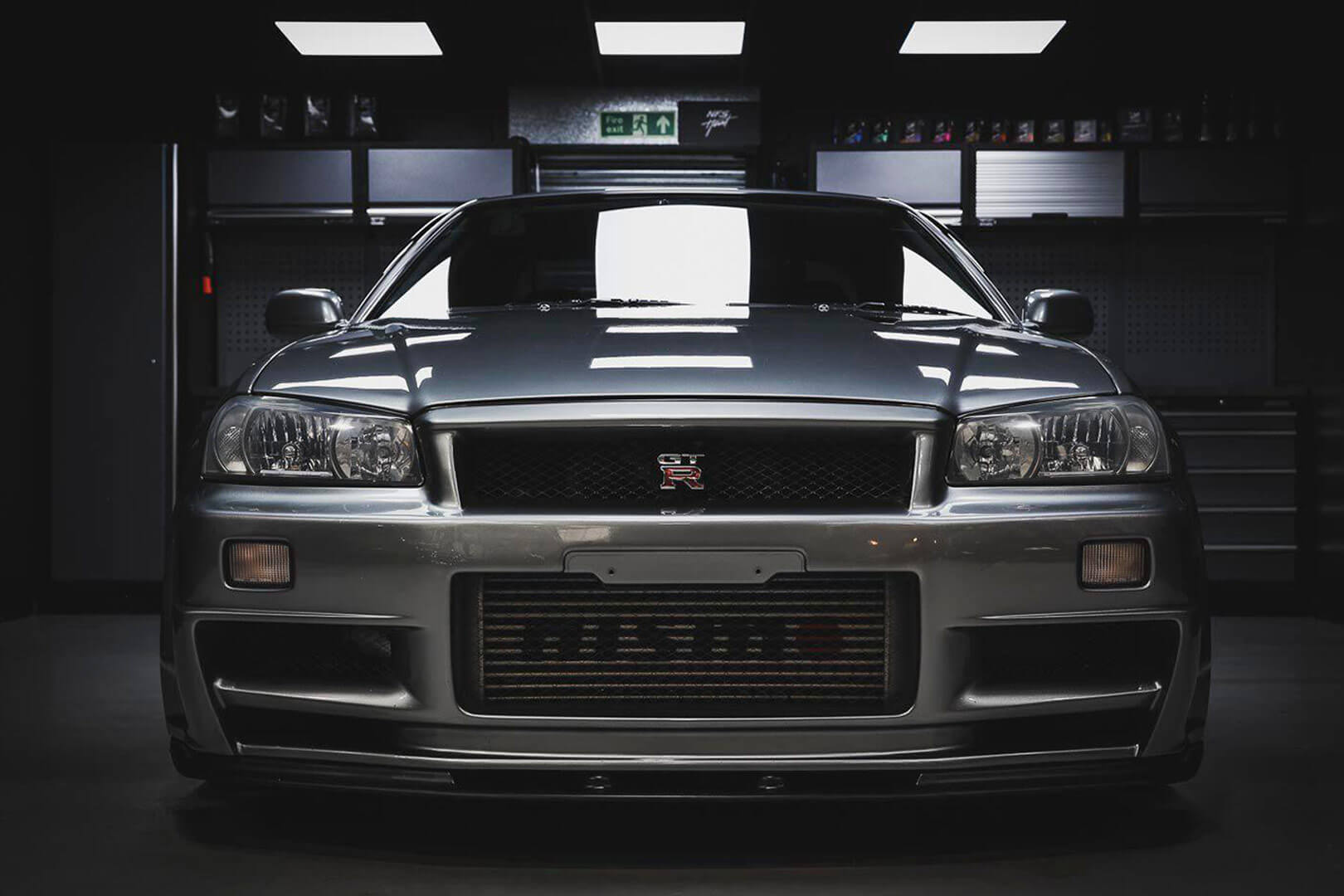 Blogs - Enhancement Detail Nissan Skyline R34 GT-R V Spec Nismo S1