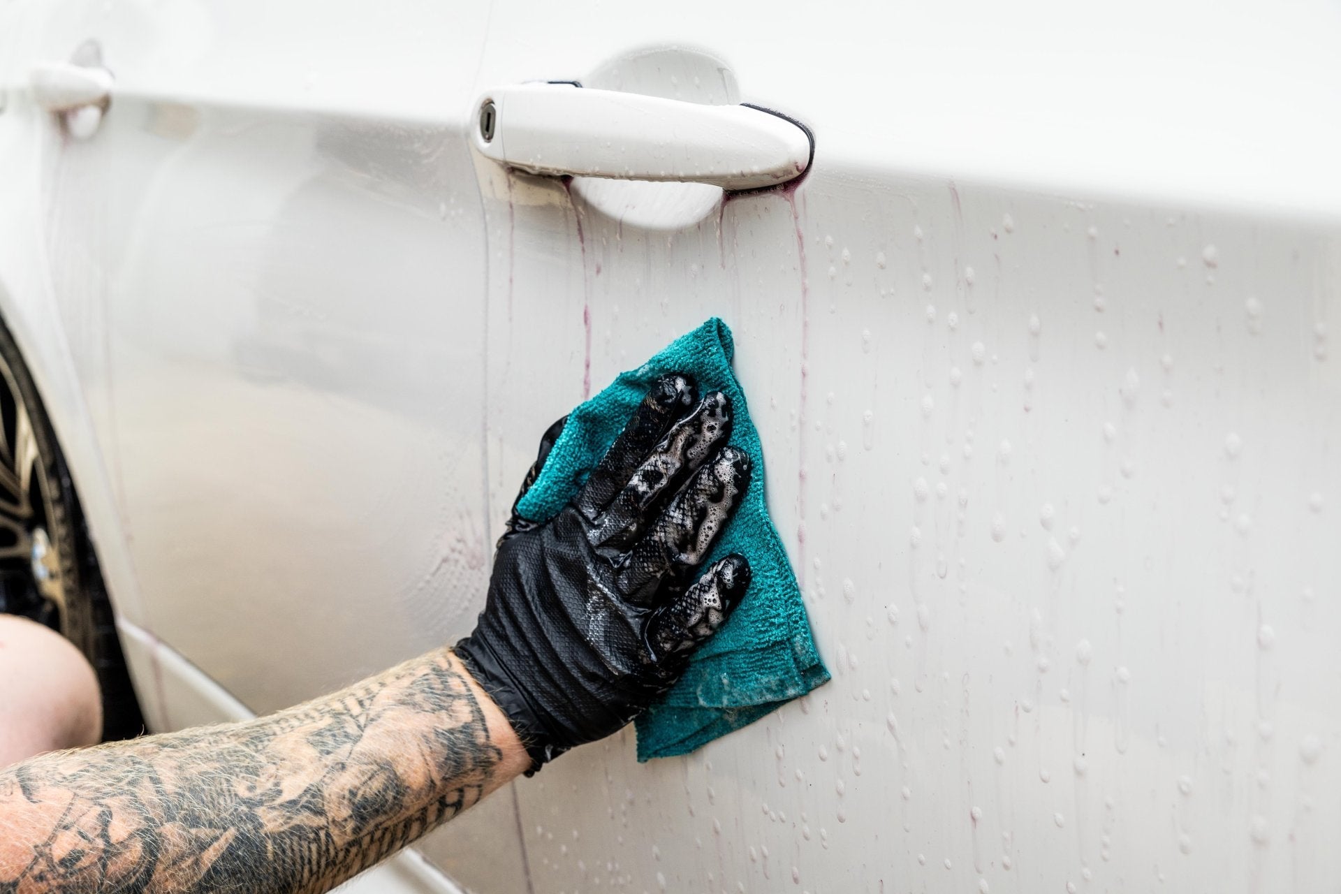 How to Safely Decontaminate Your Car Paintwork image