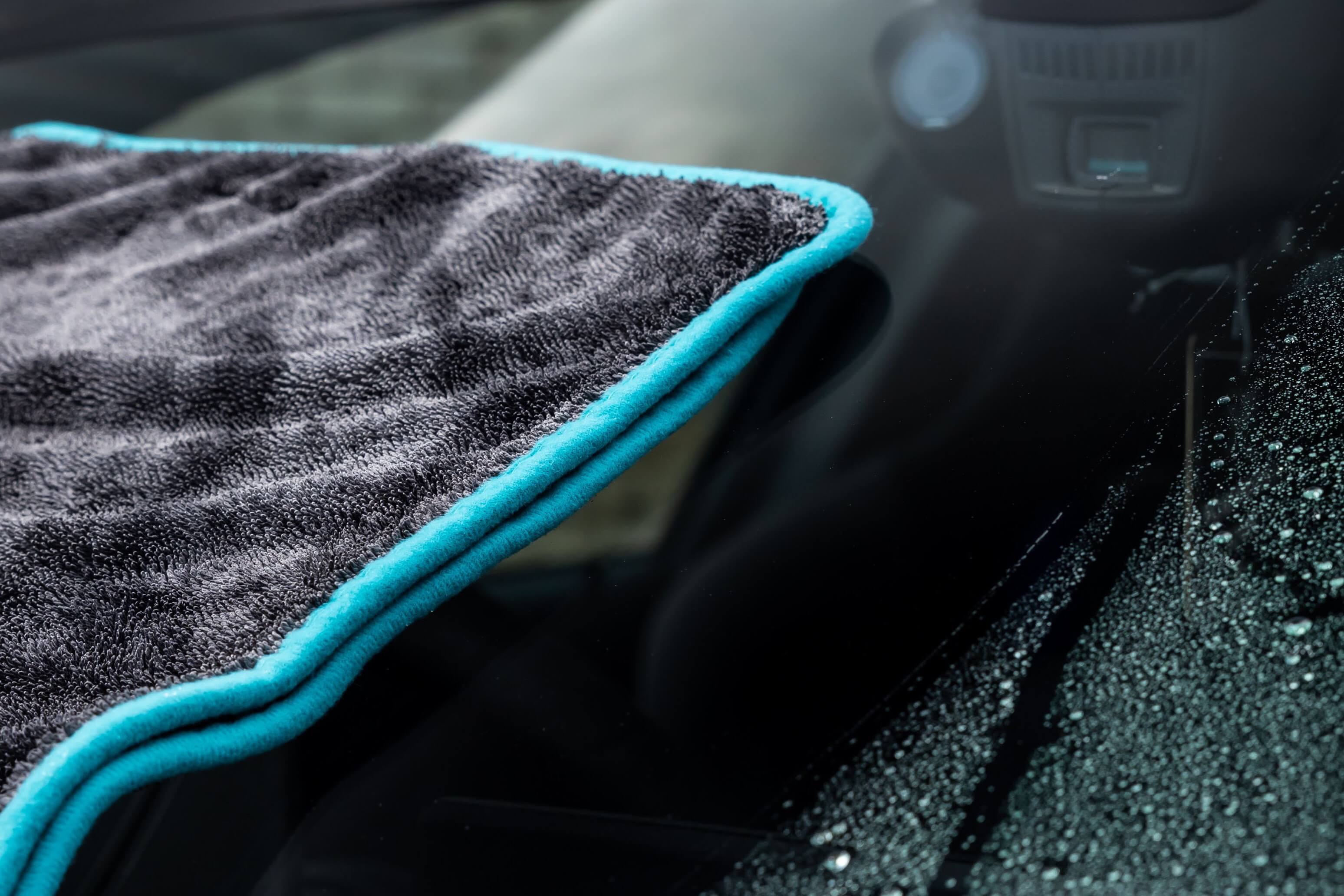 Silk Drying Towel - The Ultimate car detailing accessories