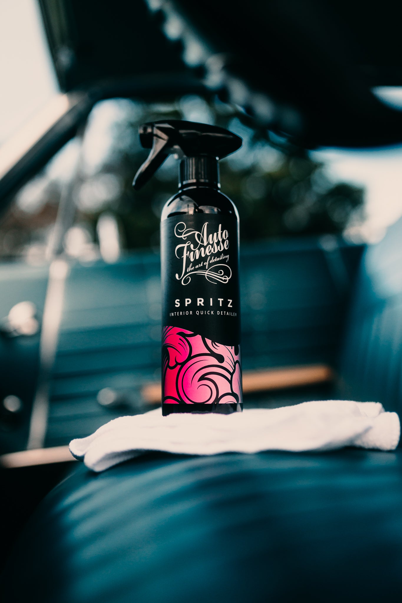 Auto Finesse | Spritz Interior Detail Spray - Clean &amp; Protect Interior Plastics