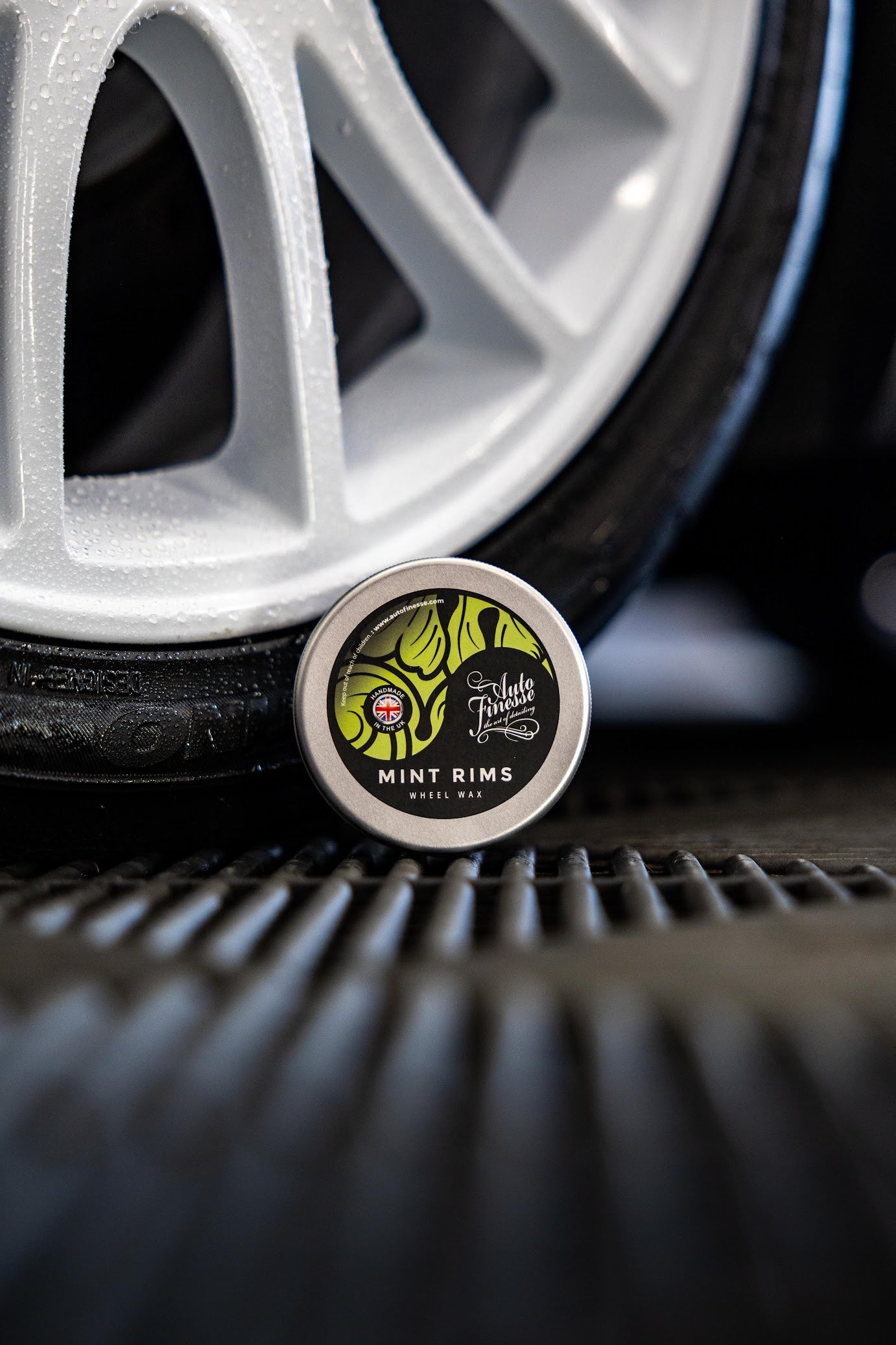 Auto Finesse | Mint Rims | Wheel Wax &amp; Wheel Sealant - For Alloy Wheels