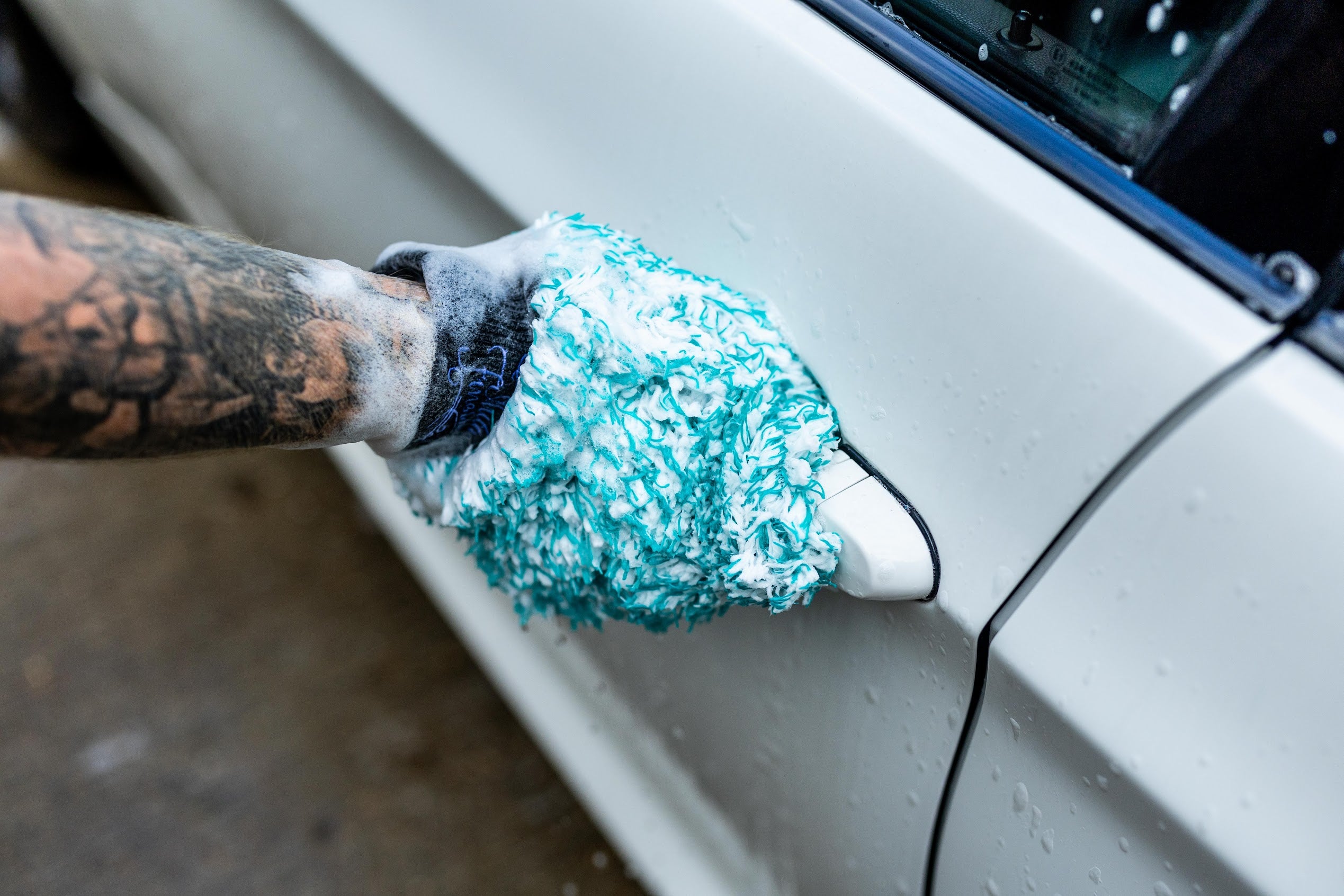 Auto Finesse | Plush Microfibre Wash Mitt - Super-Safe &amp; Smooth-Glide