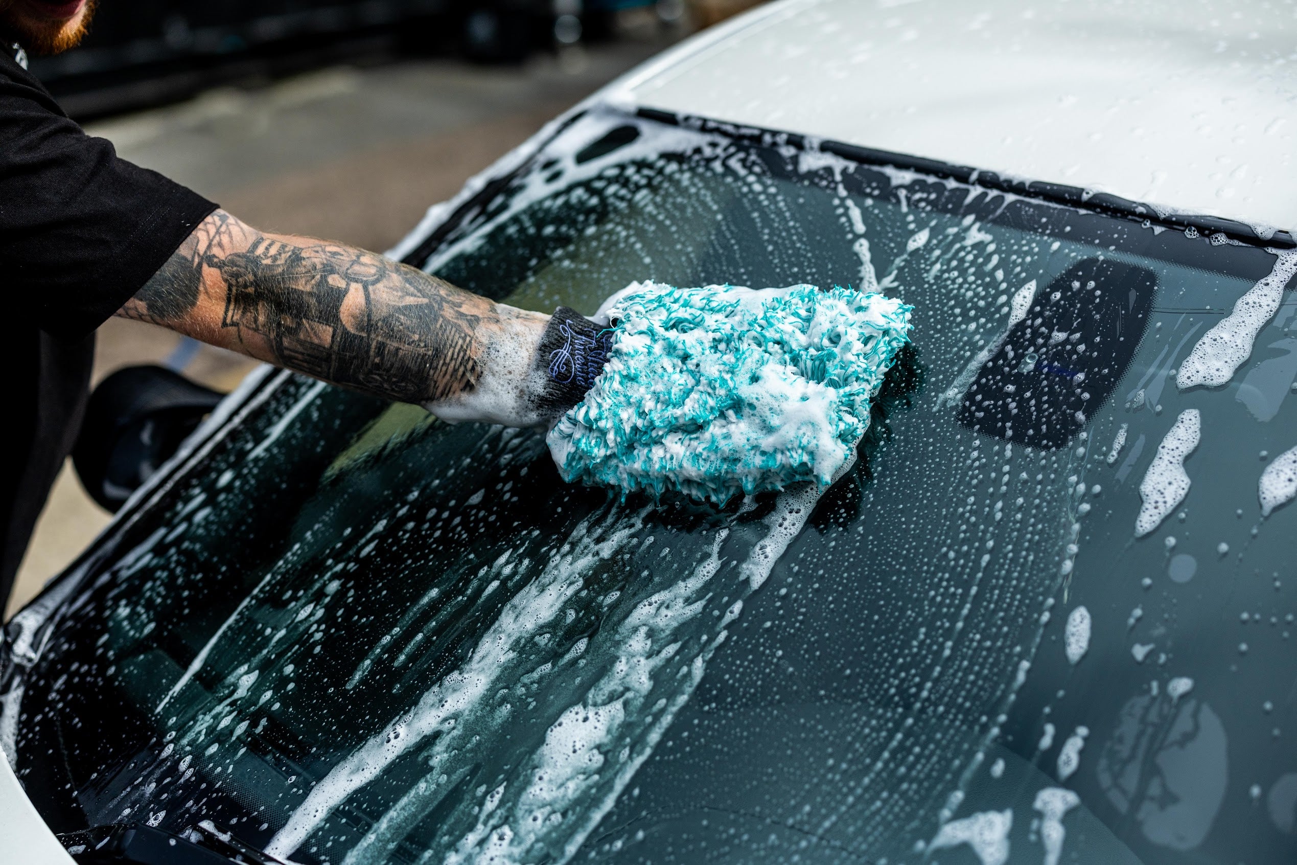 Auto Finesse | Plush Microfibre Wash Mitt - Super-Safe &amp; Smooth-Glide