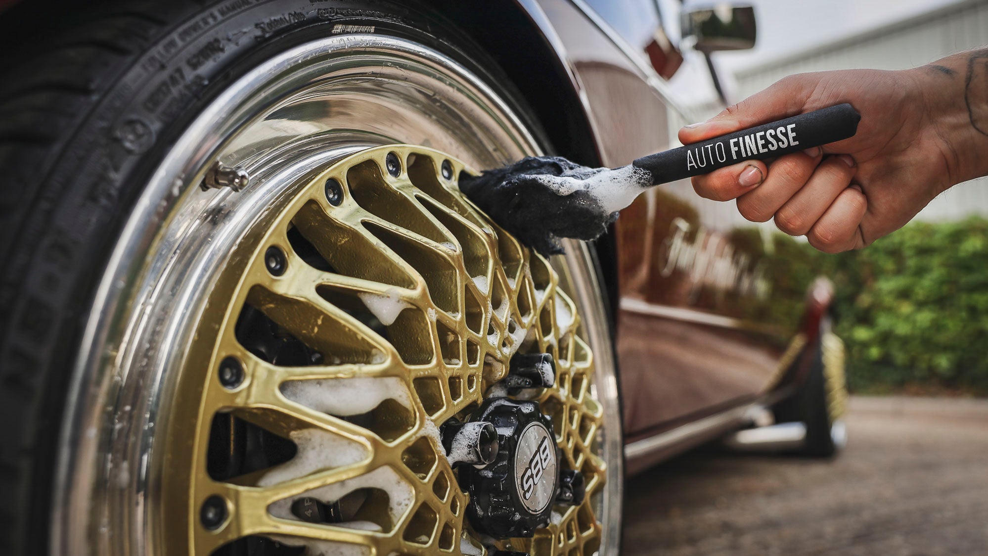 Auto Finesse | Wonder Wool - Lambswool Wheel Brush | Soft &amp; Durable