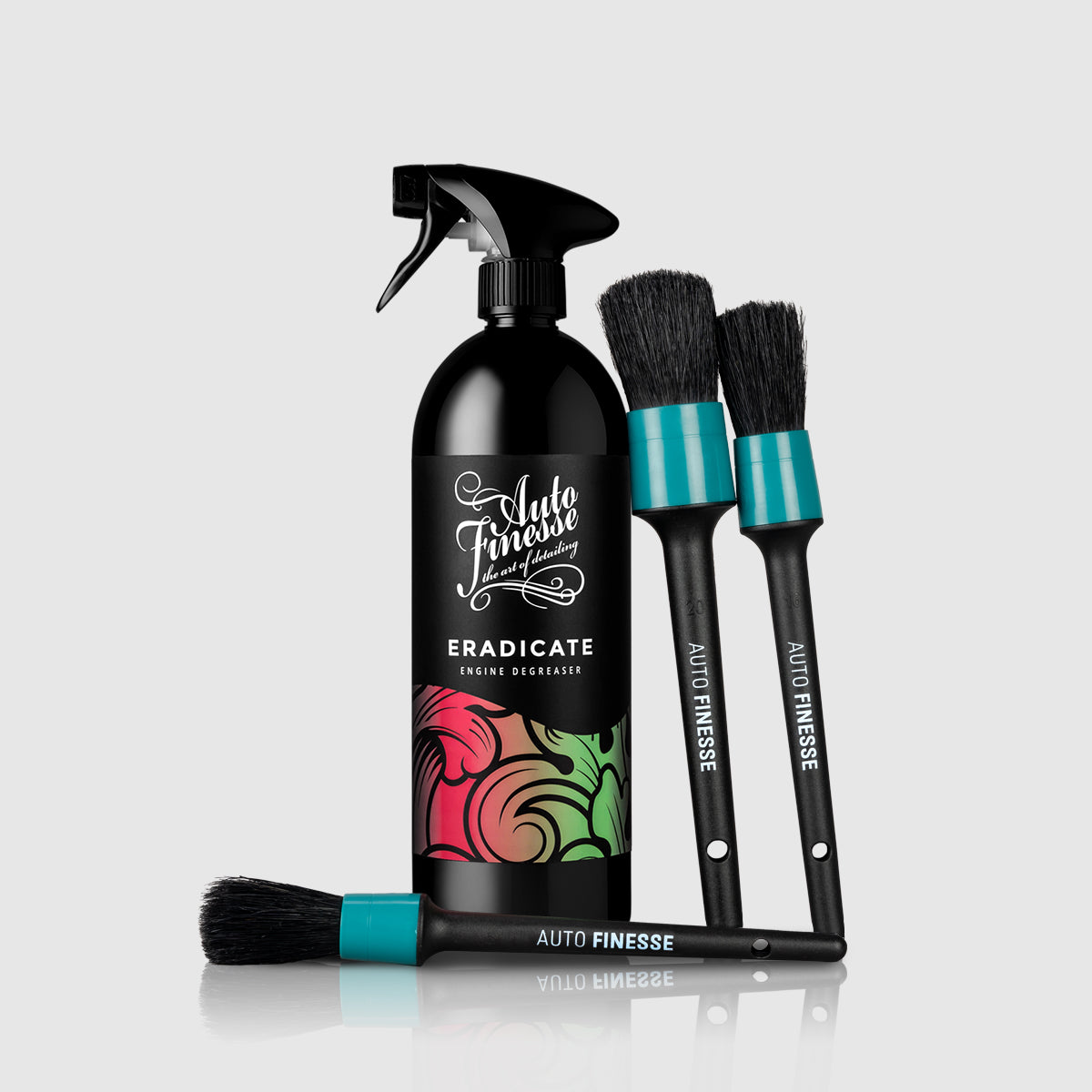 Detailing Brush Trio & Eradicate 1L