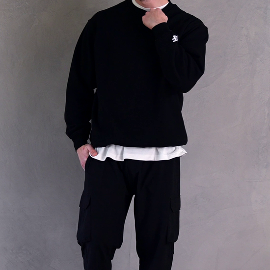 Signature Crew - Black Sweatshirt